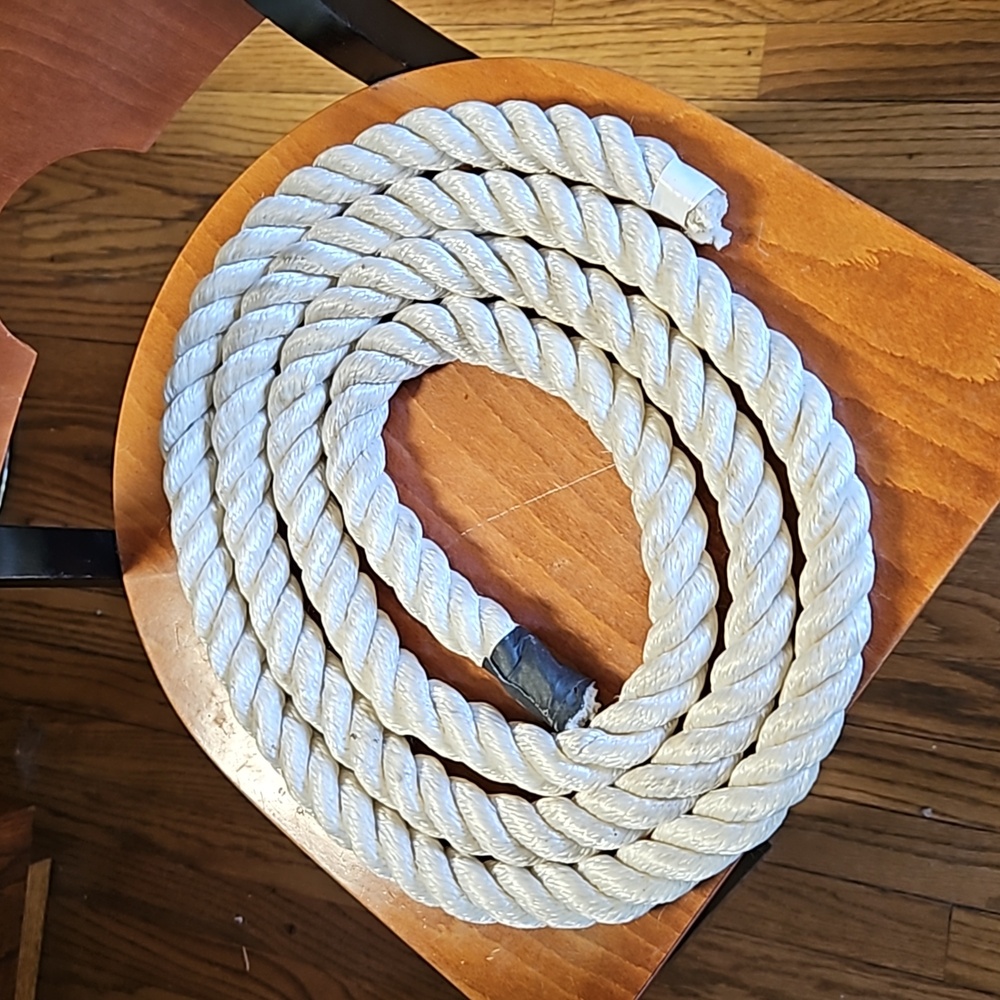 10' of thick Rope